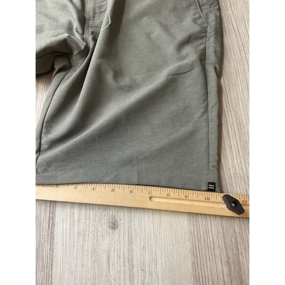 Billabong Adventure Division Mens Shorts Size 34 Gray Polyester Blend Made In Ch - Picture 7 of 8
